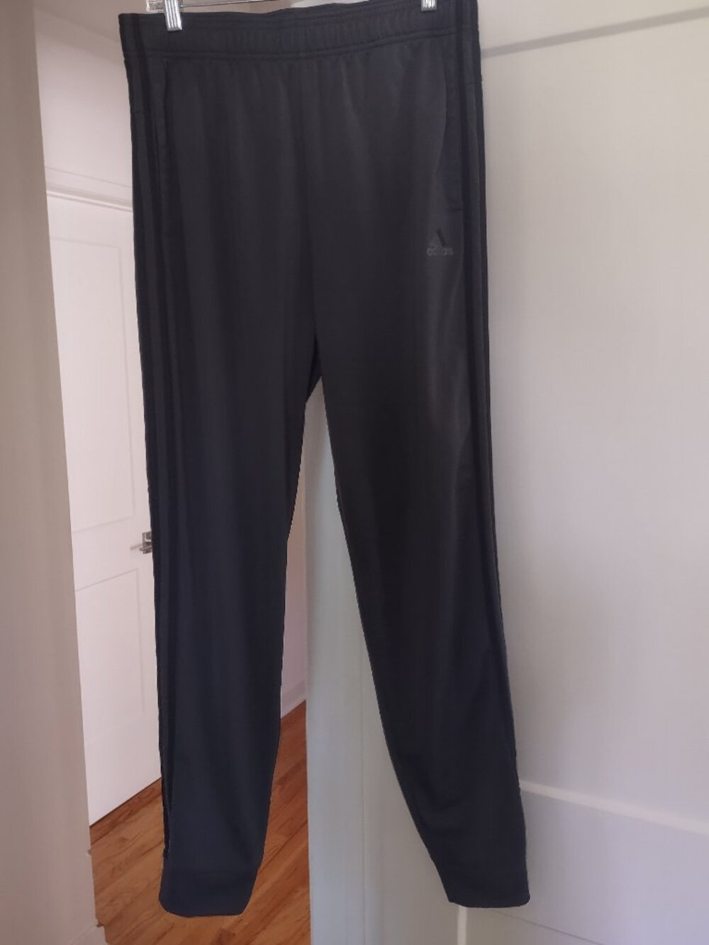 Adidas Mens Gray Black 3-Stripe Jogger Activewear Joggers - LARGE